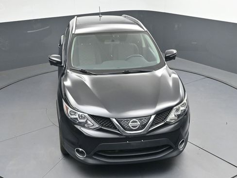 Used 2018 Nissan Rogue Sport SV w/ SV Technology Package image 29