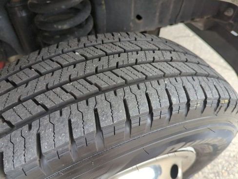 Used 2023 Ford E-450 and Econoline 450 Super Duty w/ Motorhome Prep Package image 42