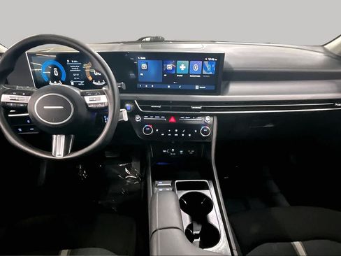 Used 2025 Hyundai Sonata SEL FWD image 15