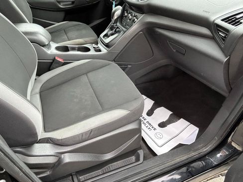 Used 2014 Ford Escape S FWD image 12