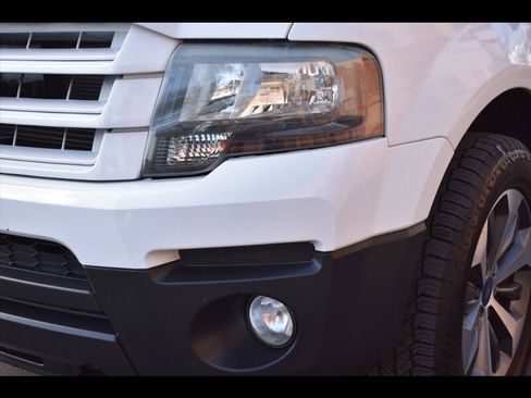 Used 2017 Ford Expedition XL AWD/4WD image 46