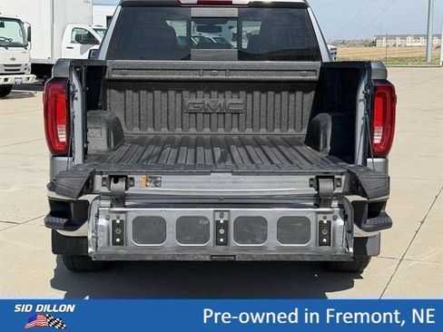 Certified 2021 GMC Sierra 1500 SLT w/ SLT Premium Package AWD/4WD image 5