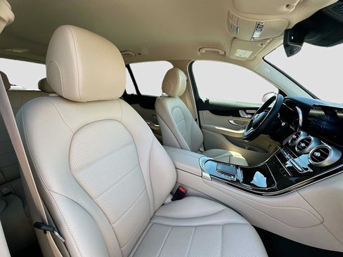 Used 2022 Mercedes-Benz GLC 300 image 27