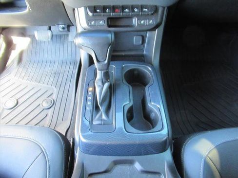 Used 2019 Chevrolet Colorado Z71 w/ Z71 Midnight Edition image 23