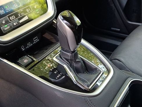 Used 2024 Subaru Outback Limited AWD/4WD image 16