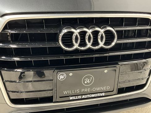 Used 2018 Audi Q3 2.0T Premium w/ Convenience Package AWD/4WD image 28