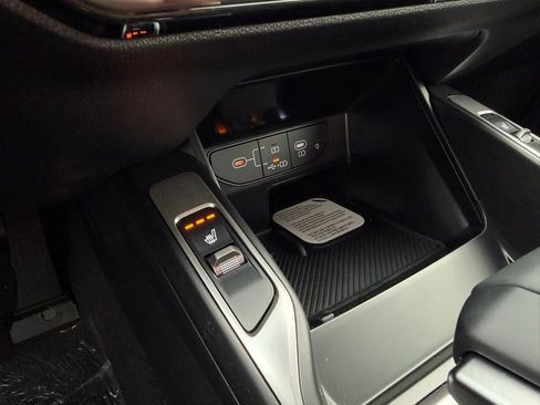 New 2026 Kia Sorento S FWD image 23