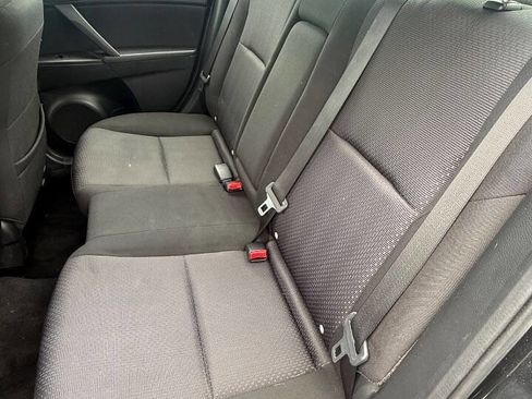 Used 2010 MAZDA MAZDA3 i Touring FWD image 18