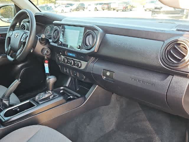 Used 2022 Toyota Tacoma SR AWD/4WD image 19