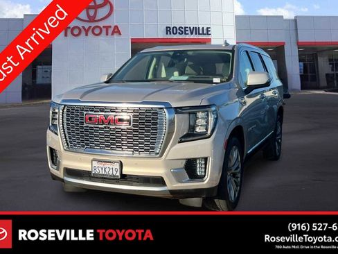 Used 2021 GMC Yukon Denali w/ Denali Premium Package image 1