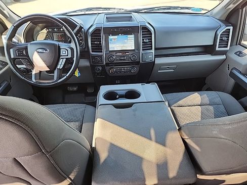 Used 2018 Ford F150 XLT w/ Equipment Group 302A Luxury AWD/4WD image 31