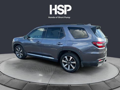 Used 2023 Honda Pilot Elite image 3