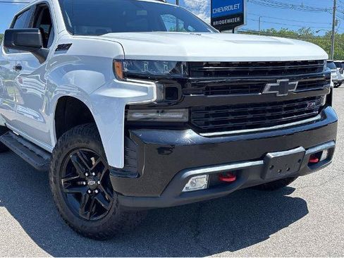 Used 2021 Chevrolet Silverado 1500 LT Trail Boss w/ Bed Protection Package AWD/4WD image 2