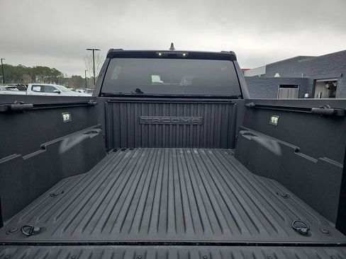 Used 2024 Toyota Tacoma TRD Sport image 15