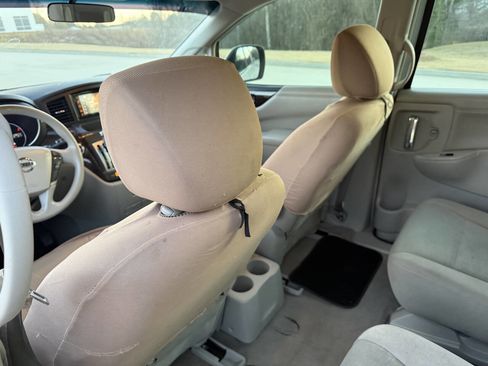 Used 2015 Nissan Quest S image 16