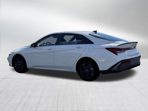 New 2026 Hyundai Elantra Sport image 4