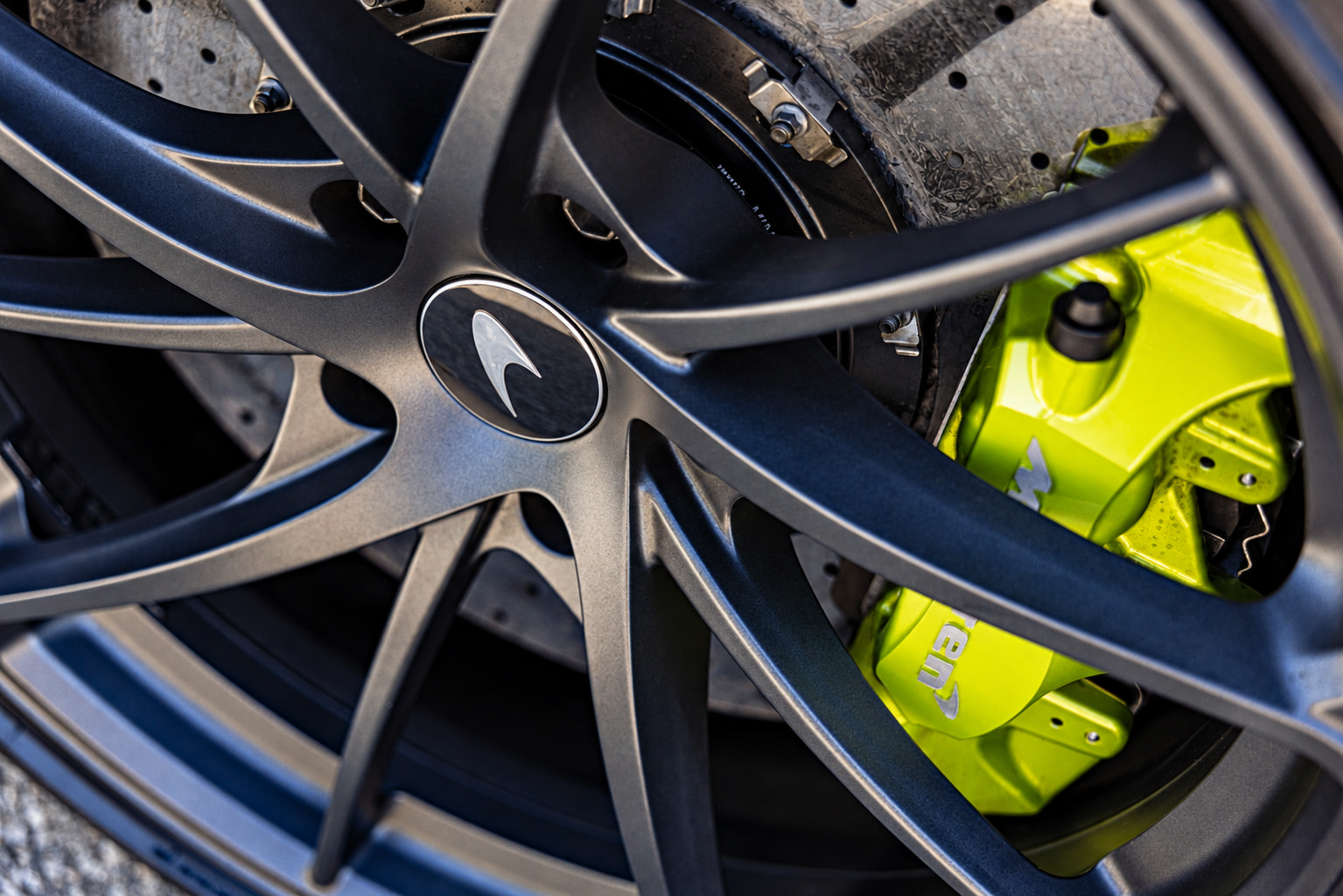 Used 2024 McLaren 750S RWD image 8