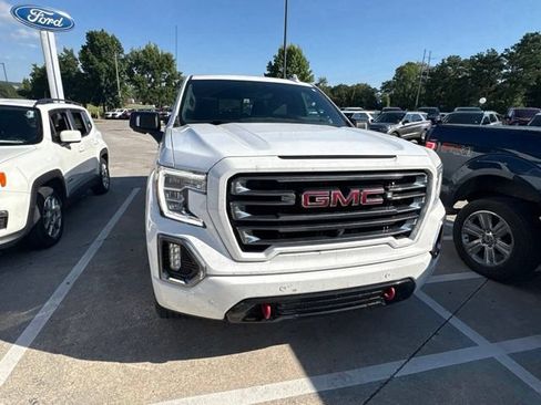 Used 2021 GMC Sierra 1500 AT4 w/ AT4 Premium Package AWD/4WD image 2