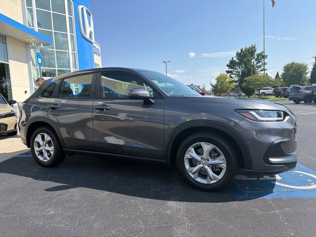 Certified 2023 Honda HR-V LX image 4