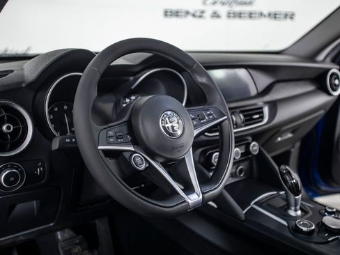 Used 2019 Alfa Romeo Stelvio w/ Nero Edizione RWD image 20