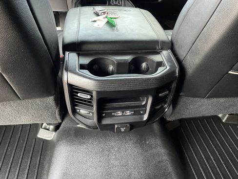 Used 2022 RAM 3500 Limited image 29