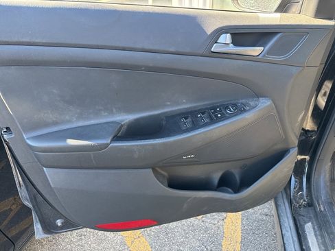 Used 2017 Hyundai Tucson Limited w/ Limited Ultimate Package 03 image 8