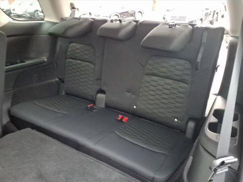 New 2025 Nissan Pathfinder SV image 30