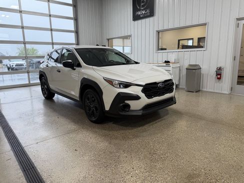 Used 2024 Subaru Crosstrek 2.0i AWD/4WD image 7