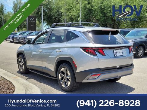 Used 2026 Hyundai Tucson SEL FWD image 5