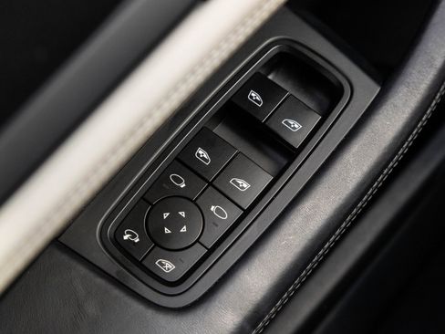 Certified 2022 Porsche Taycan 4S image 20