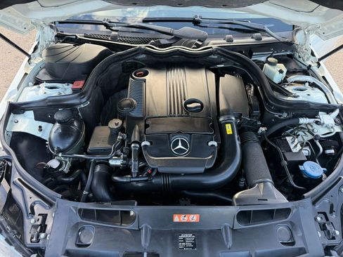 Used 2012 Mercedes-Benz C 250 Sedan image 14