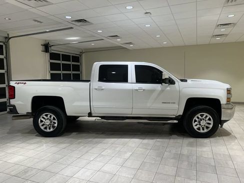 Certified 2017 Chevrolet Silverado 2500 LT AWD/4WD image 6