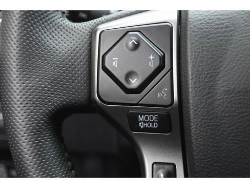 Used 2023 Toyota Tacoma SR5 w/ SR5 Appearance Package image 32