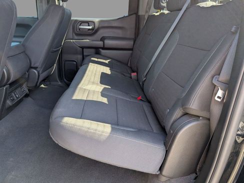 Used 2025 Chevrolet Silverado 1500 Custom Trail Boss AWD/4WD image 31