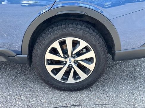 Used 2021 Subaru Outback 2.5i image 12