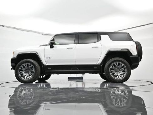 New 2026 GMC Hummer EV SUV image 44