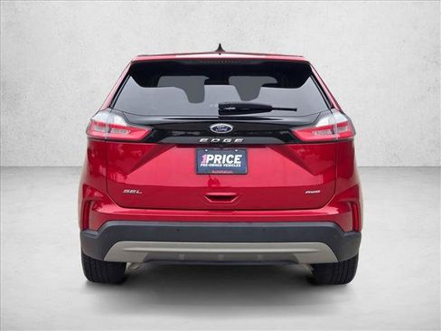 Used 2024 Ford Edge SEL image 6