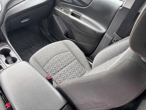 Certified 2024 Chevrolet Equinox LT w/ LPO, Floor Liner Package FWD image 14