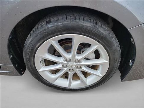 Used 2013 Lexus CT 200h w/ Premium Pkg w/Backup Camera FWD image 11