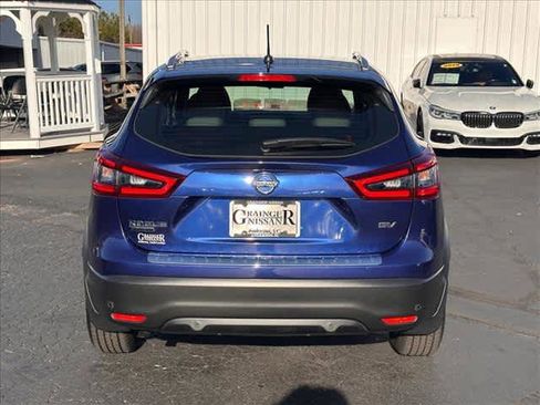 Used 2020 Nissan Rogue Sport SV image 4