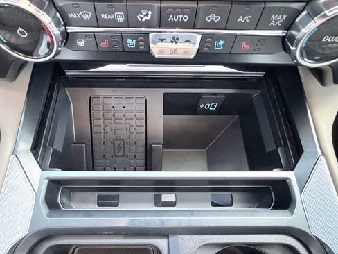 Used 2026 Ford F250 Platinum w/ Platinum Plus Package image 21