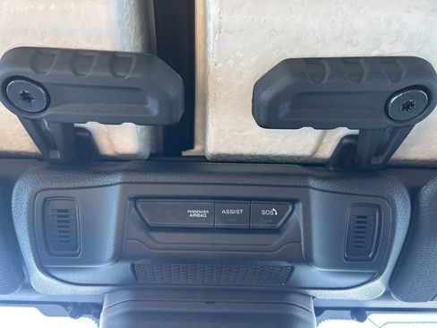 New 2026 Jeep Gladiator Mojave w/ Technology Group image 39