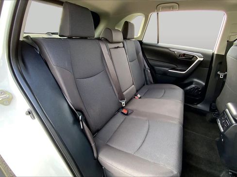 Used 2025 Toyota RAV4 LE AWD/4WD image 19