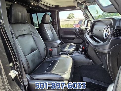 Used 2024 Jeep Wrangler Unlimited Sahara AWD/4WD image 15