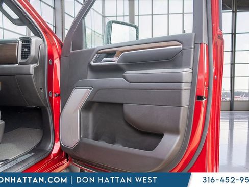 Used 2025 Chevrolet Silverado 2500 High Country w/ High Country Premium Package AWD/4WD image 33