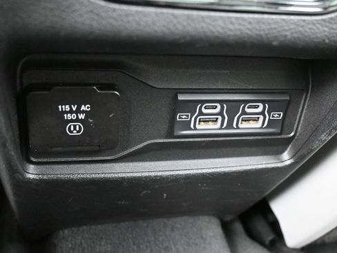 Used 2023 Jeep Grand Cherokee L Summit w/ Luxury Tech Group V image 41