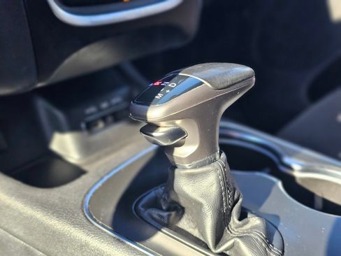 Used 2019 Dodge Durango SXT RWD image 14