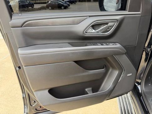 Used 2024 GMC Yukon AT4 w/ AT4 Premium Plus Package image 10