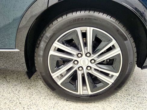 Used 2024 Cadillac Lyriq Luxury image 9