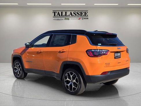 New 2026 Jeep Compass Limited image 11